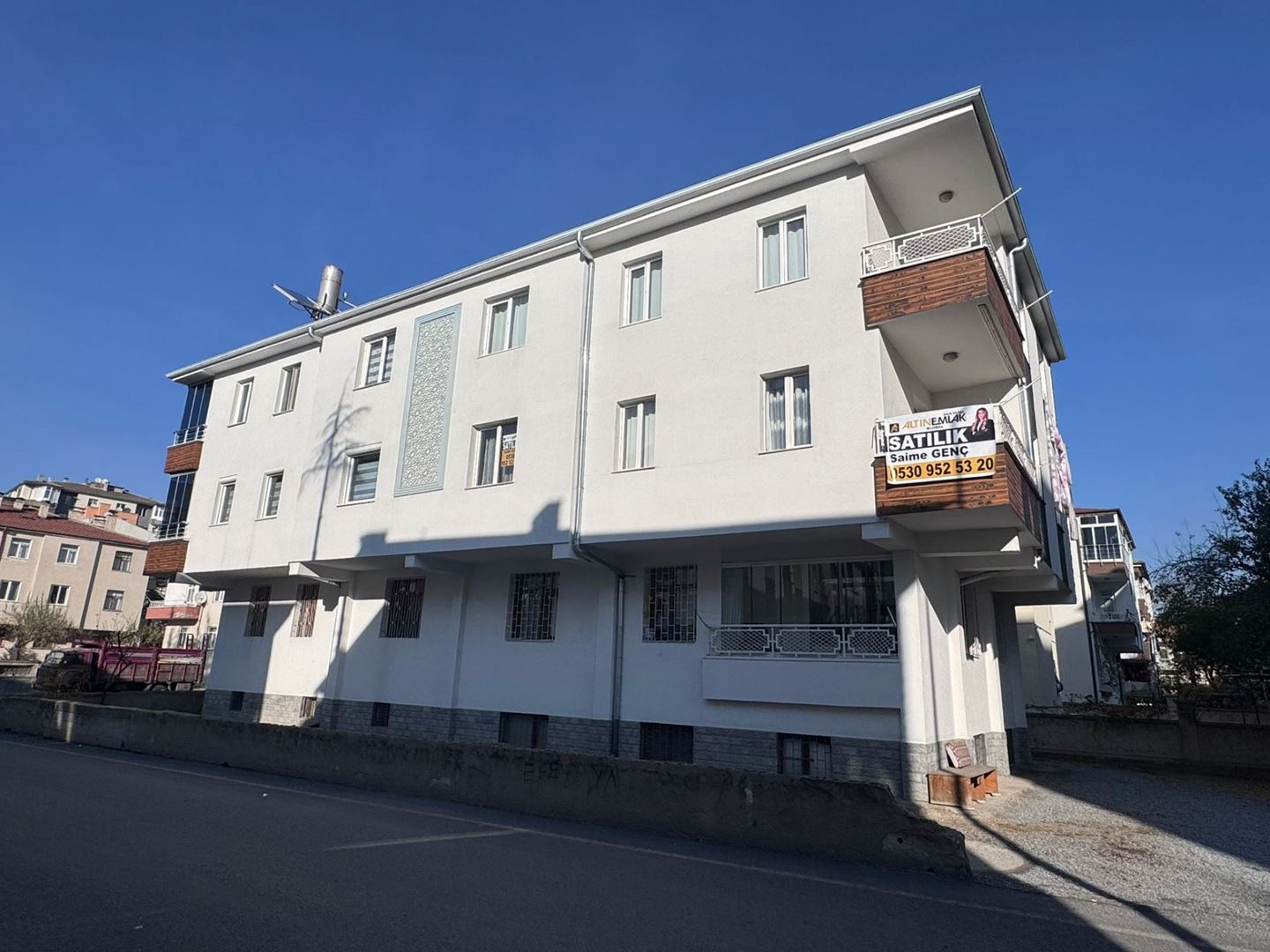 ESENYURT'TA SATILIK 3+1 DAİRE