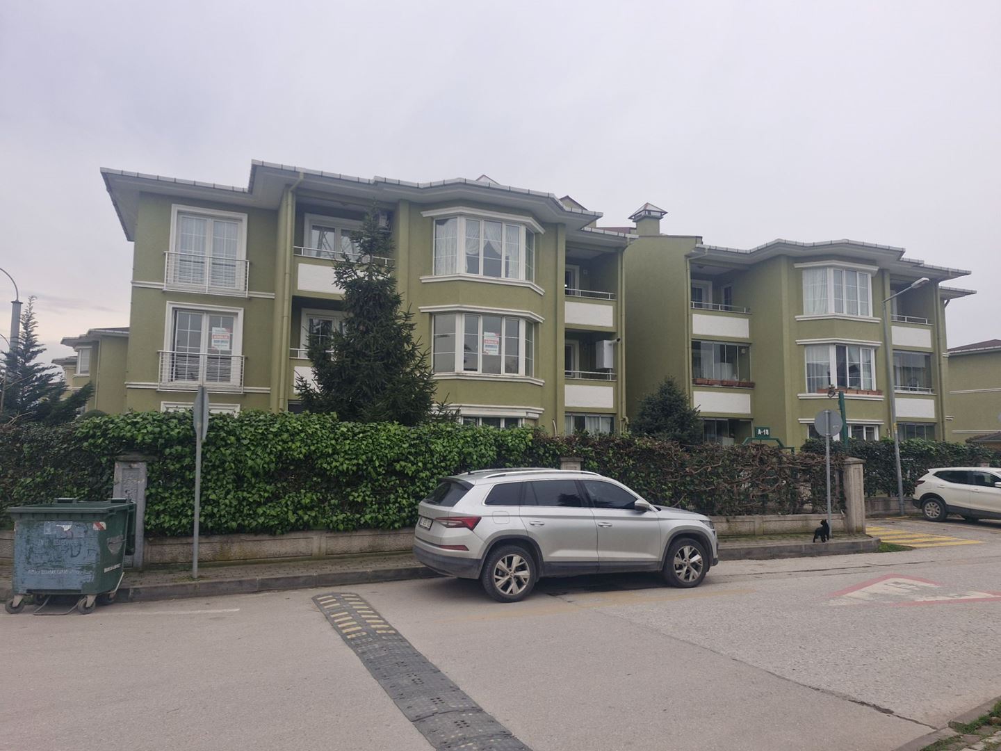 ALTIN EMLAK'tan ARMADA 1 KİRALIK 3+1 DAİRE