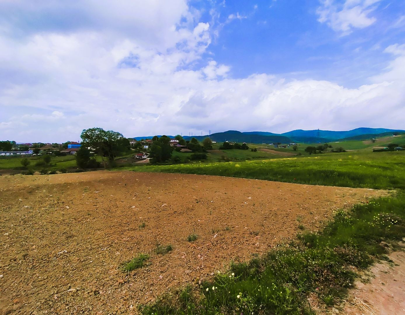 ALTIN EMLAK’tan DERİNCE KARAGÖLLÜ MAH.DE KÖYİÇİ İMARLI ARSA