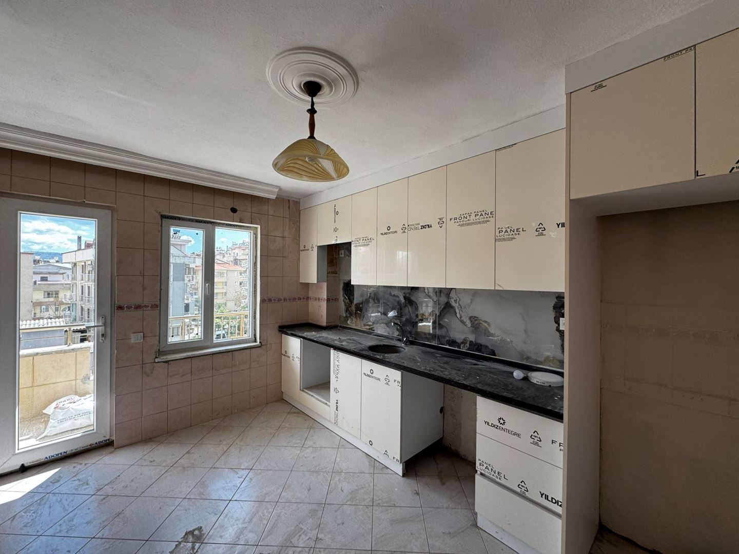 Cumhuriyet Mahallesin'de 2+1 Kiralık Daire!