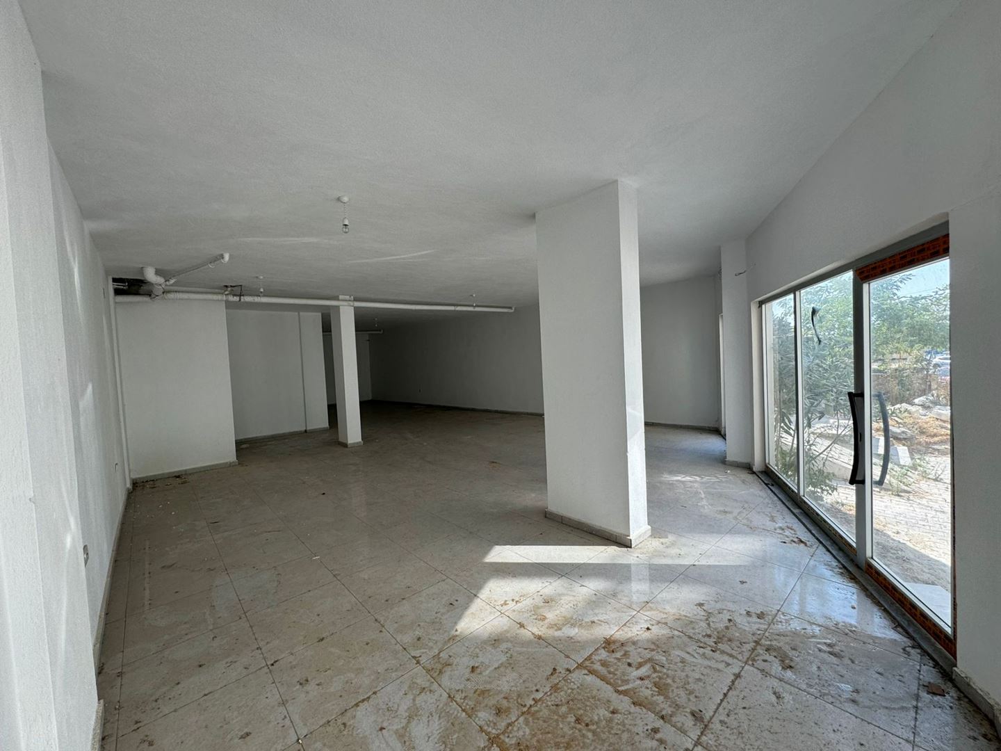 Güllük'te 180m2 Satılık Dükkan!