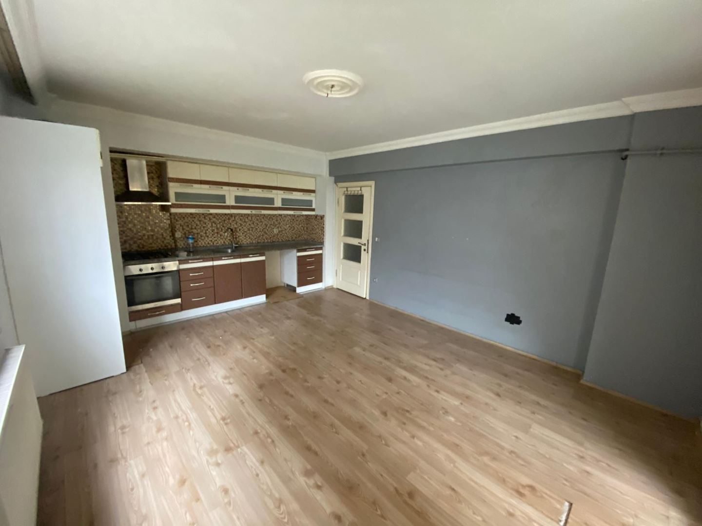 ALTIN EMLAK' tan M.ALİ PAŞA MH. TRAMVAYA YAKIN SATILIK 2+1